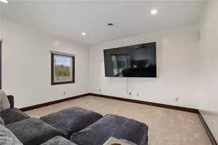 945 Pike Dr, Mansfield, OH 44903 - Photo 28