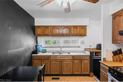 14316 Parkman Boulevard, Brook Park, OH 44142 - Photo 12