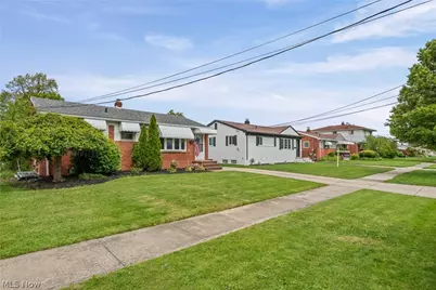 14316 Parkman Boulevard, Brook Park, OH 44142 - Photo 2