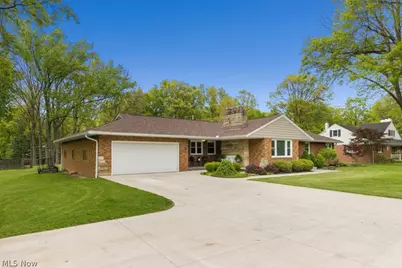 1319 Glamorgan Street, Alliance, OH 44601 - Photo 2