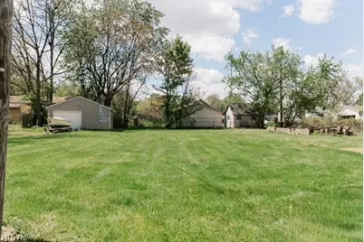 1901 Alden Avenue SW, Canton, OH 44706 - Photo 1