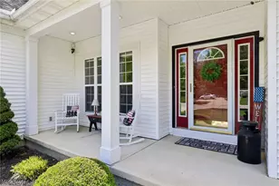 1250 Orchard Glen Dr, Amherst, OH 44001 - Photo 4