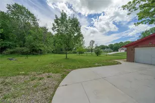 3072 Tallmadge Rd, Kent, OH 44240 - Photo 6
