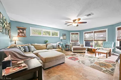 705 Overlook Drive, Alliance, OH 44601 - Photo 14