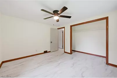 5452 W Webb Road, Youngstown, OH 44515 - Photo 18