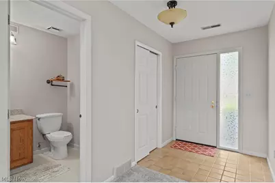 82 Silver Valley Boulevard, Munroe Falls, OH 44262 - Photo 12