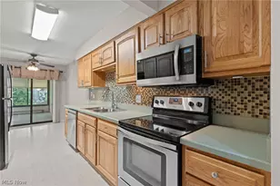 82 Silver Valley Blvd, Munroe Falls, OH 44262 - Photo 32