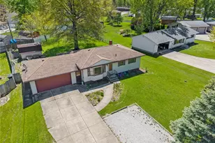1625 Andrea Dr, Brunswick, OH 44212 - Photo 2