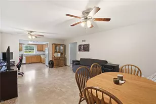 6343 Youngstown Hubbard Rd, Hubbard, OH 44425 - Photo 12