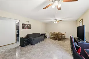 6343 Youngstown Hubbard Rd, Hubbard, OH 44425 - Photo 10