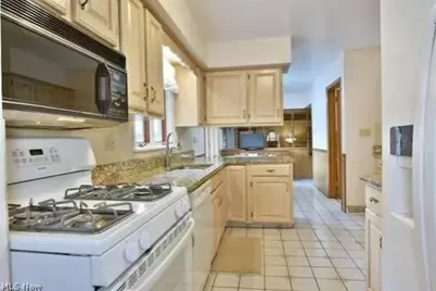 735 Brookfield Avenue, Boardman, OH 44512 - Photo 8