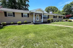 2100 Foley Ave, Parkersburg, WV 26104 - Photo 2