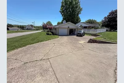 2100 Foley Avenue, Parkersburg, WV 26104 - Photo 4