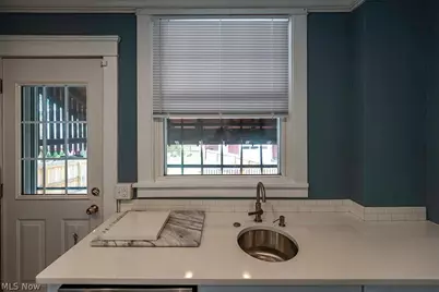 227 Roselawn Avenue NE, Warren, OH 44483 - Photo 22