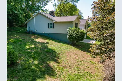 1270 Dehart Avenue, Coshocton, OH 43812 - Photo 12