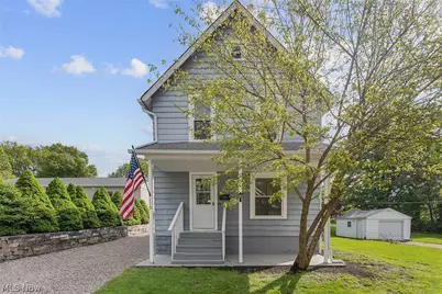 110 Bailey Court, Elyria, OH 44035 - Photo 2