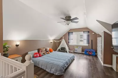 5066 W 6th Street, Brooklyn Heights, OH 44131 - Photo 14