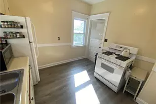 1575 Orchard Grove Ave, Oakwood, OH 44107 - Photo 12