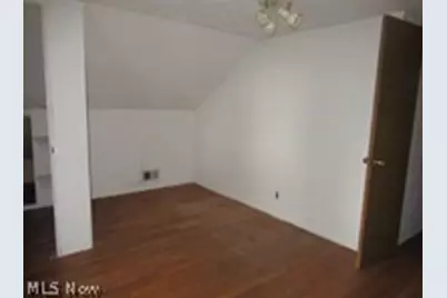 17408 Woodbury Avenue, Loveland, OH 44135 - Photo 8