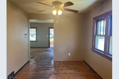 1148 Columbus Drive, Holland, OH 43528 - Photo 6
