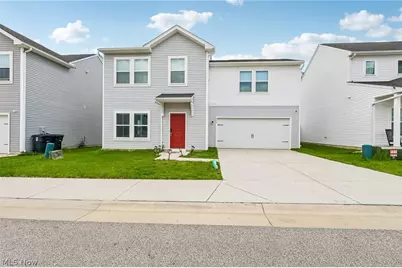 572 Auld Farm Circle, Akron, OH 44320 - Photo 1