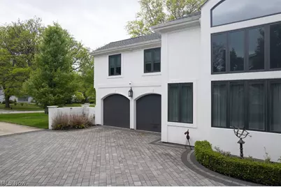 21121 S Woodland Road, Huber Heights, OH 44122 - Photo 40