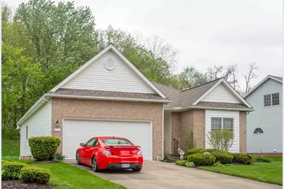 658 Ridgecliff Street #6, Tallmadge, OH 44278 - Photo 2