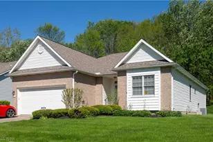 658 Ridgecliff St, Tallmadge, OH 44278 - Photo 4