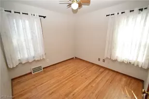 13129 Astor Ave, Loveland, OH 44135 - Photo 12