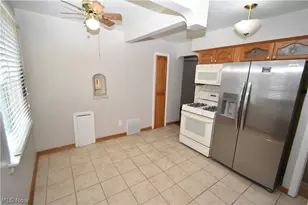 13129 Astor Ave, Loveland, OH 44135 - Photo 8