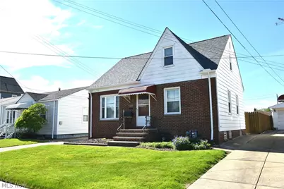 13129 Astor Avenue, Loveland, OH 44135 - Photo 2