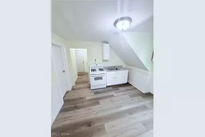 2219 W 103rd Street #UP, Loveland, OH 44102 - Photo 6