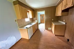 3915 E 189th St, Loveland, OH 44122 - Photo 4