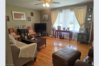 15021 Florence Drive, Maple Heights, OH 44137 - Photo 4