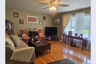 15021 Florence Drive, Maple Heights, OH 44137 - Photo 2