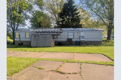 460 1st Street, Brewster, OH 44613 - Photo 8