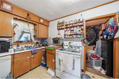 113 15th Street NW, Barberton, OH 44203 - Photo 16