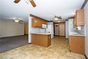 4937 Pine Ridge Dr, Wooster, OH 44691 - Photo 6