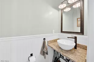 37830 Stoney Lake Dr, North Ridgeville, OH 44039 - Photo 14