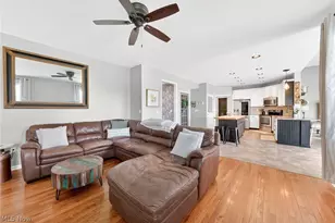 37830 Stoney Lake Dr, North Ridgeville, OH 44039 - Photo 2