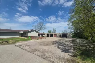7511 Jeffries Ave, Garfield Heights, OH 44105 - Photo 6