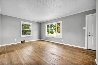 1574 East Avenue, Akron, OH 44314 - Photo 6