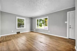1574 East Ave, Akron, OH 44314 - Photo 6