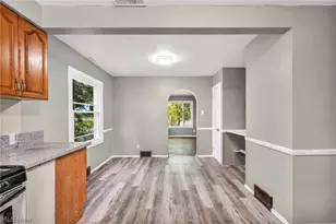 1574 East Ave, Akron, OH 44314 - Photo 10
