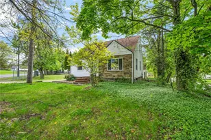 1574 East Ave, Akron, OH 44314 - Photo 2