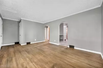 1574 East Avenue, Akron, OH 44314 - Photo 8