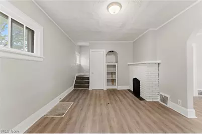 974 Lovers Lane, Akron, OH 44306 - Photo 4