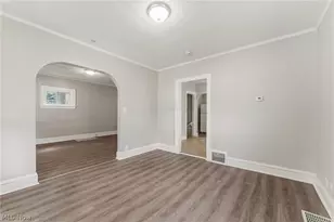 974 Lovers Ln, Akron, OH 44306 - Photo 8