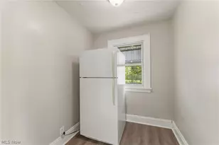 974 Lovers Ln, Akron, OH 44306 - Photo 14