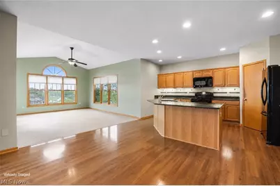 1056 Brigantine Avenue, Uniontown, OH 44685 - Photo 10